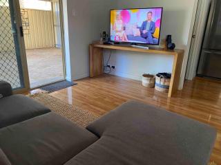 Modern spacious apartment, Airconditioned, WIFI & coffee machine - 7