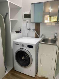 Modern spacious apartment, Airconditioned, WIFI & coffee machine - 2