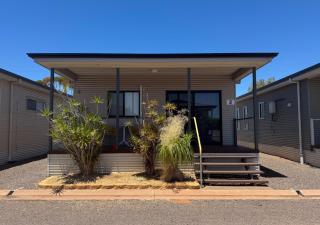 The Sundowner Cabin & Tourist Park - Whyalla - 3