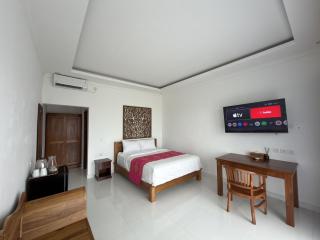 Villa Popolan and Guest House - 1