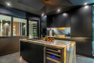 Modern Luxury 4Br Villa Isla in Bang Rak - 7