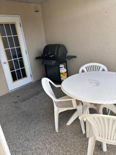 Cozy getaway with a view! - 4