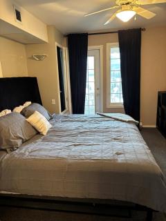 Cozy getaway with a view! - 2