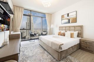 Stunning 2BR with Panoramic Creek Harbour Views - 9