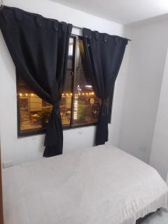 Apto cerca a todo - 0