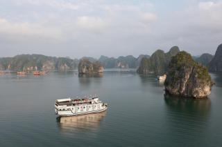 Halong & Bai Tu Long Cruises - 9