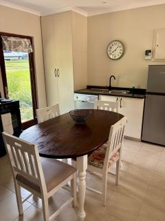 Thyme Inn on Greenway - 1