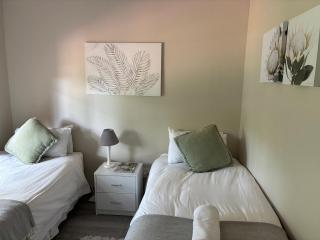 Thyme Inn on Greenway - 8