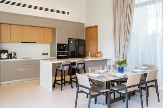 Villa Kaya, 3BR contemporary pool villa - 3