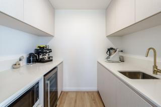 Coastal Luxe Retreat, Sleep 8, Secure backyard - 2