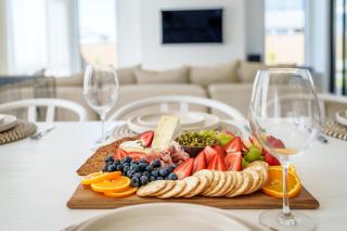 Coastal Luxe Retreat, Sleep 8, Secure backyard - 3