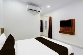 Super Townhouse Cherlapally Railway Station Hyderabad - 3