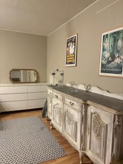 Cozy Apartment nearby Airport - 6