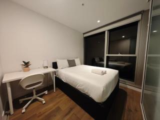 1408 Rose Lane Modern Two-Bedroom - 4