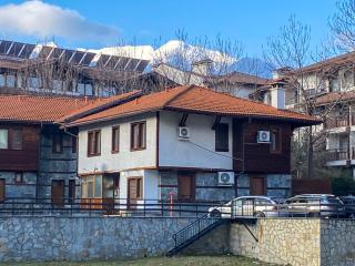 Private Studio 500m from Gondola - 2