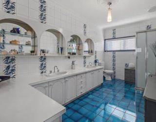 Vibrant, Secure & Tranquil for Holiday Relax - 4