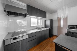 The Village 1002 - 7