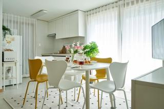 Comfy Hwagok, Gimpo Airport, Seoul, Namsan, Hwagok station 5 minute - 0