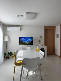 Comfy Hwagok, Gimpo Airport, Seoul, Namsan, Hwagok station 5 minute - 2