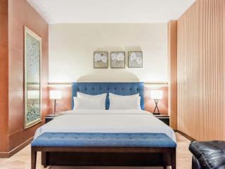 Golden Park Hotel - 7