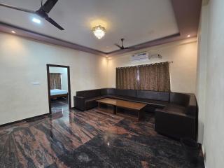 Aathidya Guest House - 3