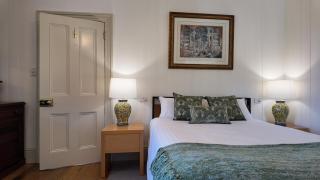 Flowerpot Cottage Hideaway - 1