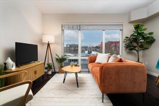 Cozy in Queen Anne - 94 Walk Score - Free Parking - 7