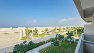 Relaxing Sea View 1 Bedroom Apartment Al Zorah - 9