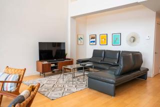 405 - Modern and Luxury Condo - View and Pool - 5