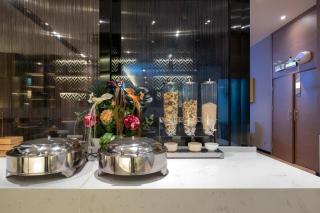 Borrman Hotel Zhonghsan Guzheng Huayi Plaza Light Rail Station - 6