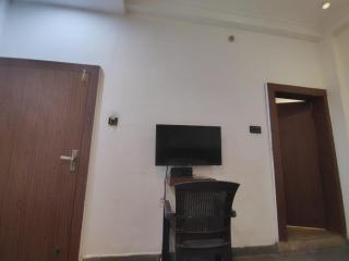 POP 83614E Hotel Chitra Chouraha - 3