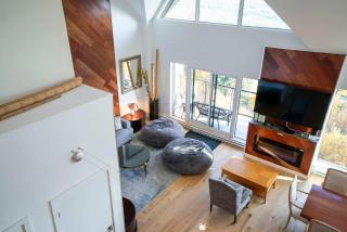 408 - Modern Condo - Pool & Panoramic View - 1