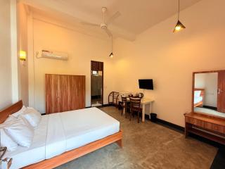 Retreat Unawatuna - 4