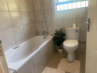 Cozy Haven in Manzini - 3