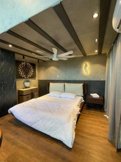 Bankroft 7 - Peaceful Retreat with Jacuzzi in Hyderabad by Homeyhuts - 1