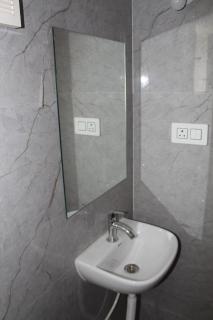 Spacious 2BHK Close to Hitech City for Family Stay - 5