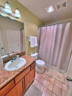 2BR 2BA Condo - Perfect Getaway - World Cup Ready! - 2