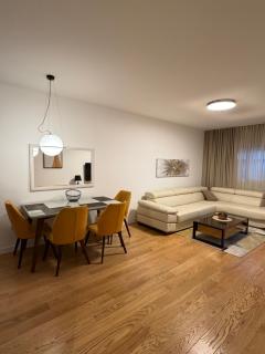 White Homes 45 • Central Point - 0