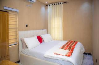 Mae Sangotedo Ajah - 0