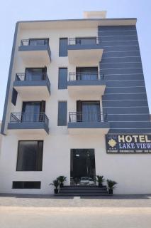 Hotel Lake View - Near Sukhna Lake - 0