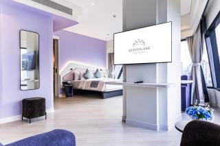 Queensland Hotel Bangkok - 2