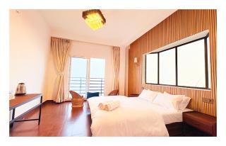 The E-Mili Near The Netaji Museum - 4