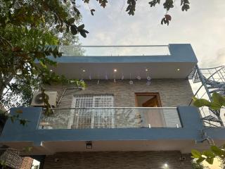 Woodside Haven Luxury FF-Balcony view - 0