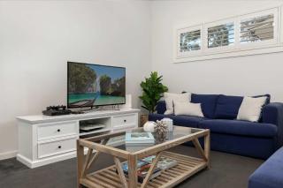 Sea Breeze - walking distance to Orion Beach - 1