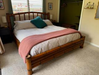 Master Suite with Private Bath 15 min drive to beach - 8