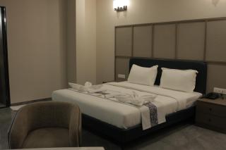 Dhartii RiverView Resort - 2