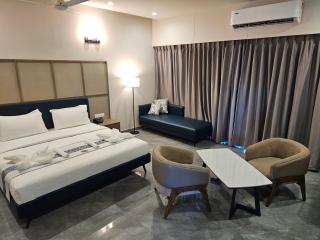 Dhartii RiverView Resort - 7