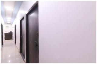 Metro Royal Inn Near Lucknow Railway Station - Free Wifi and Free Parking Facilities # Fully Air conditioning Deluxe Room - Best Hotel In Lucknow - 1