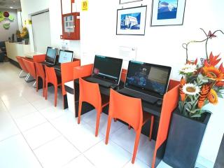 G4 Station Backpackers Hostel - 5