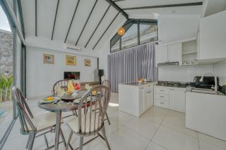 Contemporary & Tropical 2bd w Private Pool Villa near Nuanu - 5